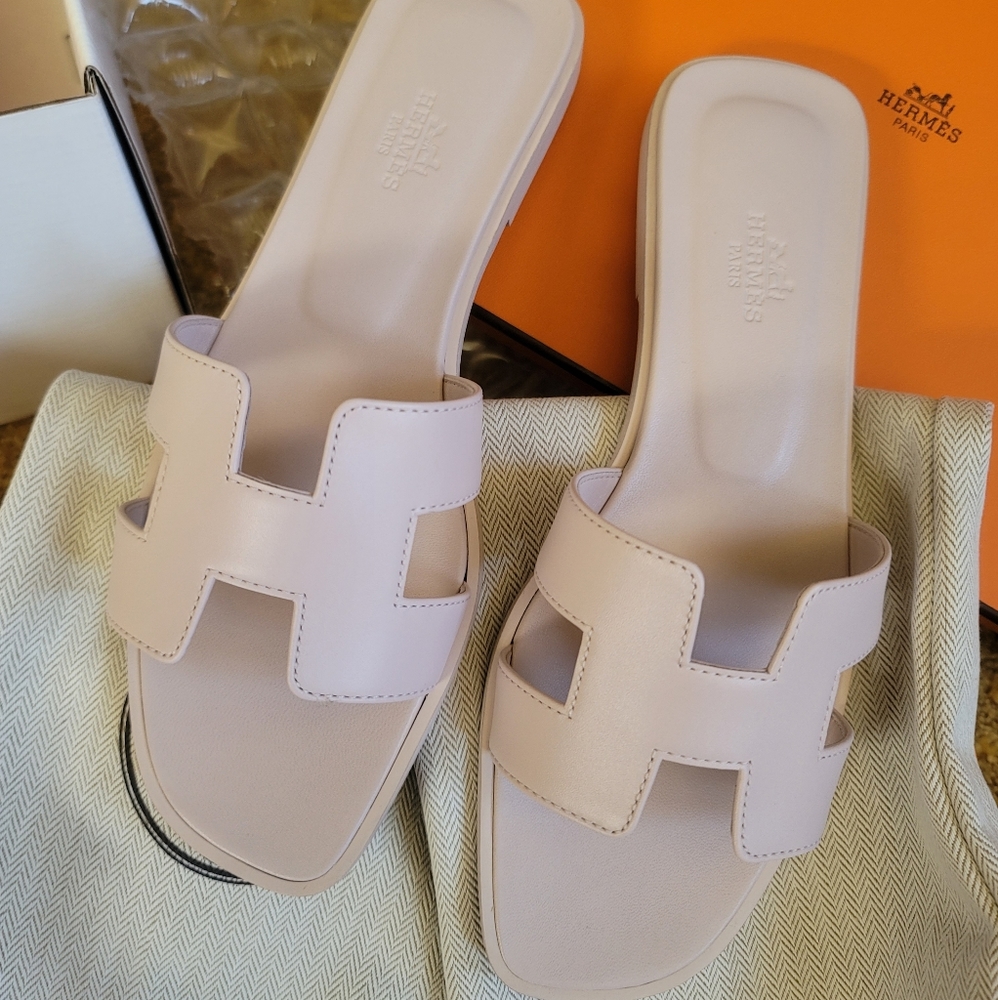 Hermes oran sandal
